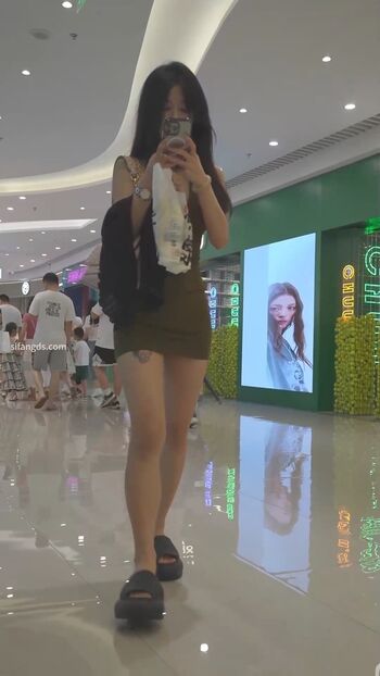 Voyeur Asian Pissing Toilet &Amp; Upskirts Only