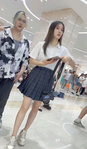 Voyeur Asian Pissing Toilet &Amp; Upskirts Only