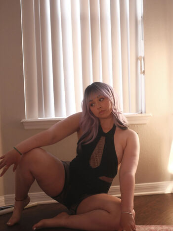 Leaked Honeybae/ private photo viral onlyfans