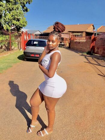 Vunene Taiwo Mabunda