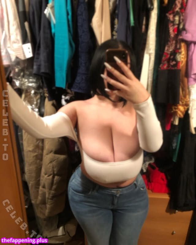 Mxmmytina / VVALENTINABONETALLI Naken OnlyFans Foto #90