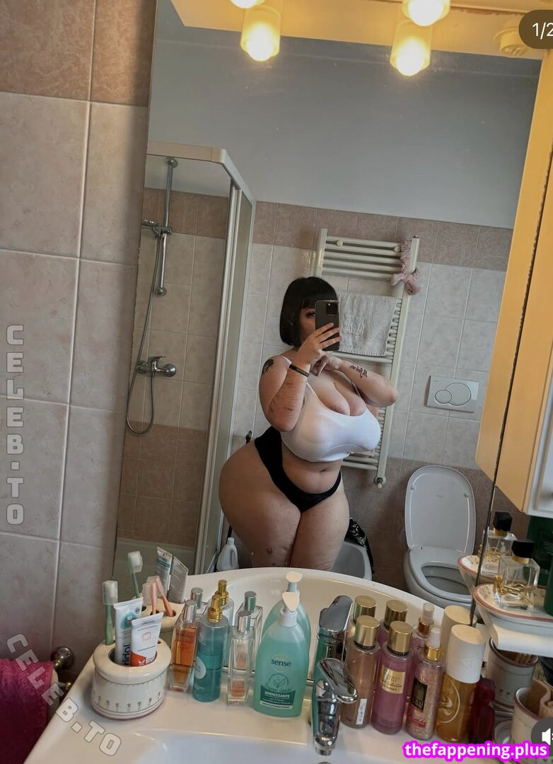 Mxmmytina / Vvalentinabonetalli Foto OnlyFans Nua #142