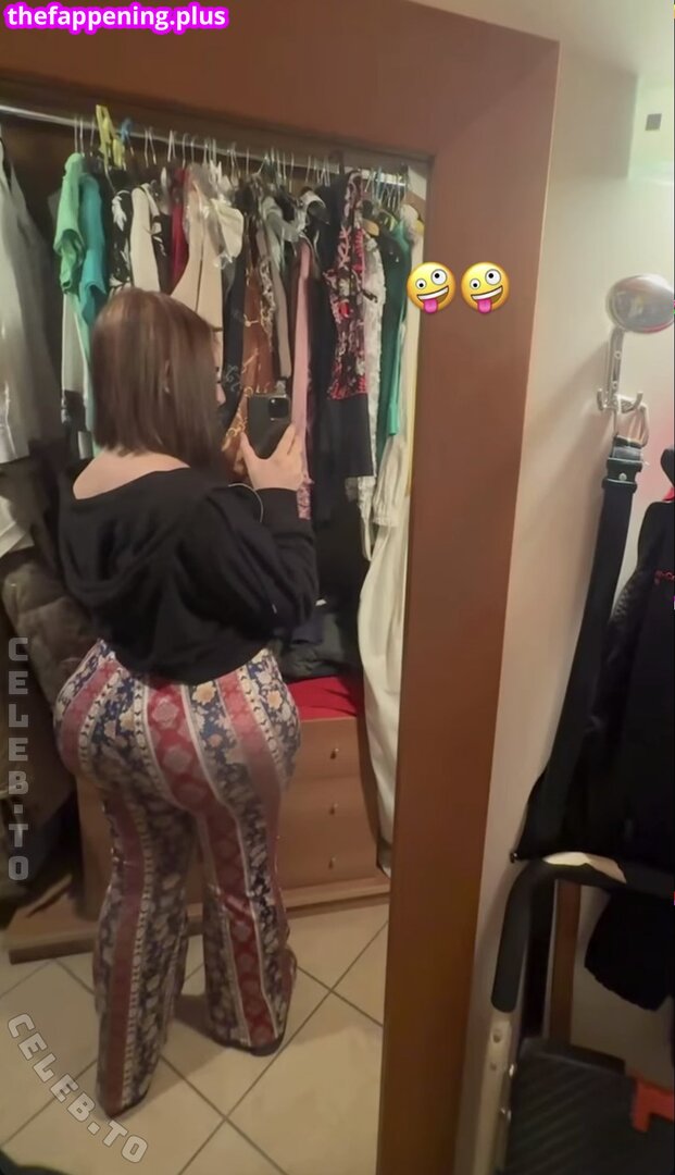Mxmmytina / Vvalentinabonetalli Fotografie OnlyFans Dezbrăcată #150