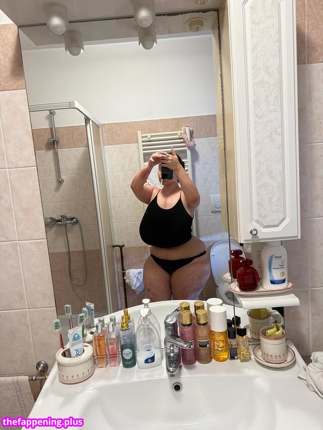 Mxmmytina / Vvalentinabonetalli Φωτογραφία Γυμνών OnlyFans #183