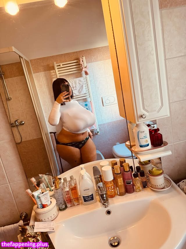 Mxmmytina / Vvalentinabonetalli Foto OnlyFans Desnuda #186