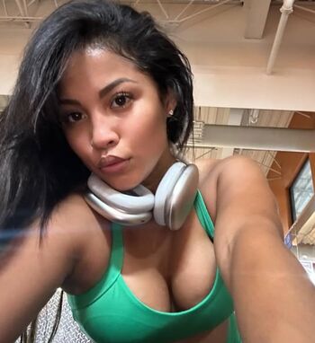 Leaked Waiyi chan private photo viral onlyfans