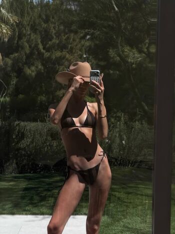 Wallis Day