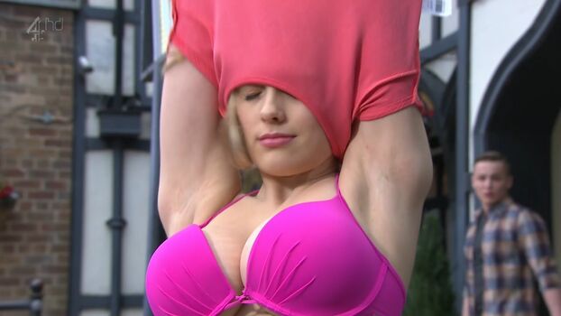 Leaked Wallis day private photo viral onlyfans