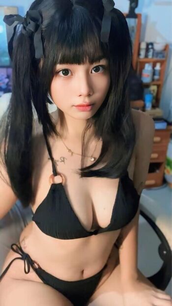 Leaked Alison victoria/ private photo viral onlyfans