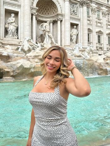 Wendy Espinoza C