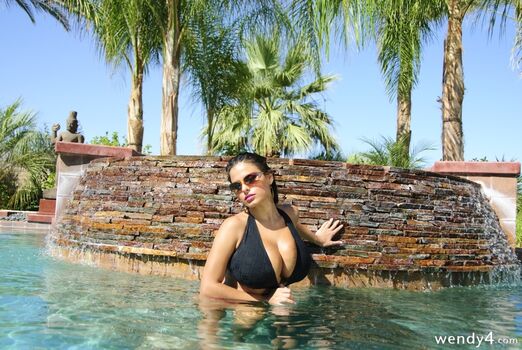 Wendy Fiore
