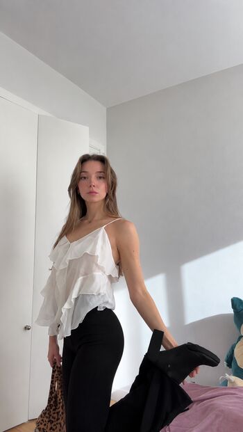 Leaked White bvnny private photo viral onlyfans