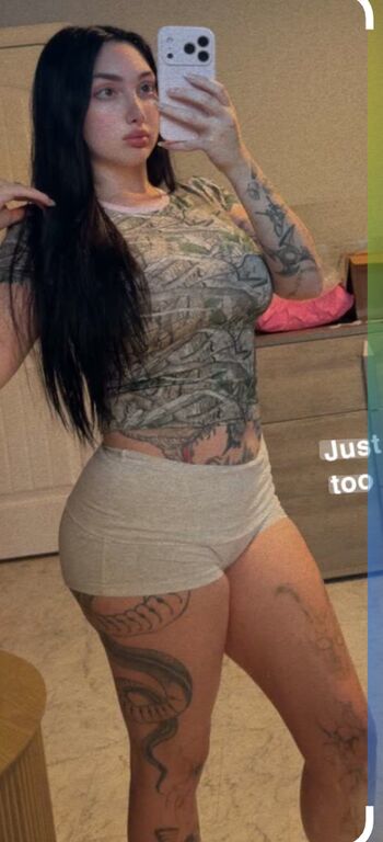 Leaked Lina tyan/ private photo viral onlyfans