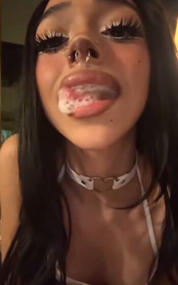 Leaked Devi chai/ private photo viral onlyfans
