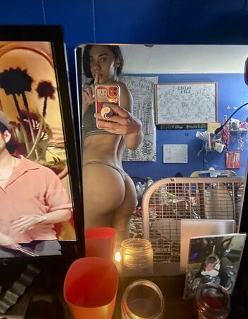 Leaked Nude muse / private photo viral onlyfans