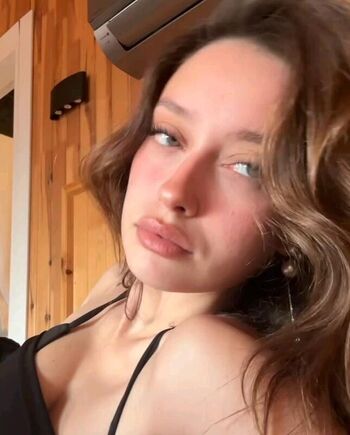 Leaked Sanna marin/ private photo viral onlyfans