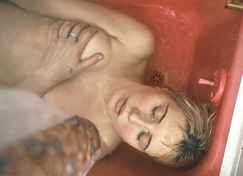 Leaked Anjaawe/ private photo viral onlyfans