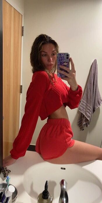 Leaked Retrousse tits/ private photo viral onlyfans