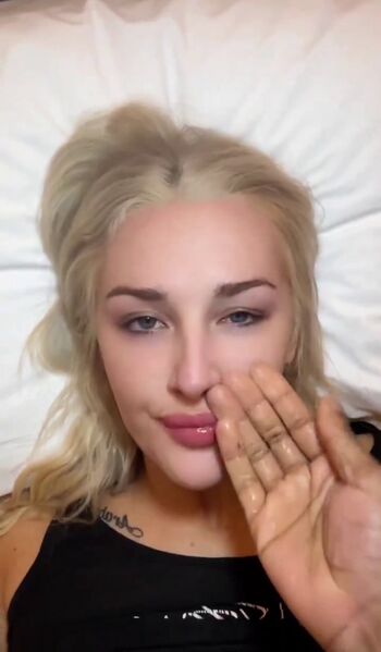 Leaked Naealeja/ private photo viral onlyfans