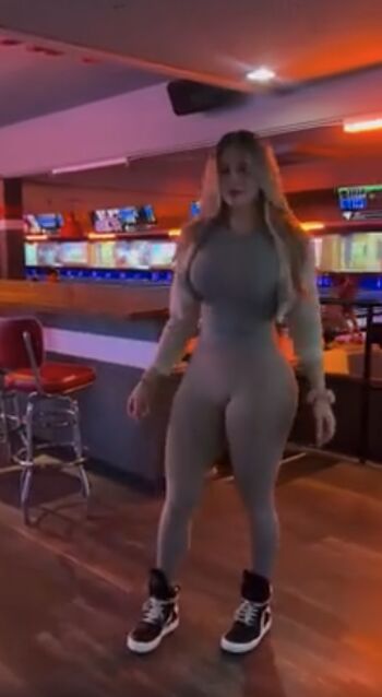 Leaked Lunabell/ private photo viral onlyfans