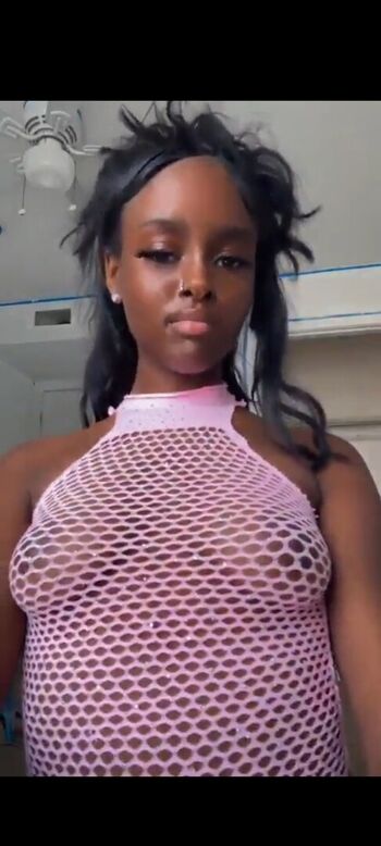 Leaked Isabellasan/ private photo viral onlyfans