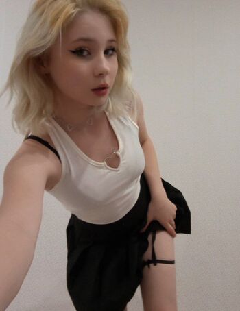 Leaked Reena kapoor/ private photo viral onlyfans