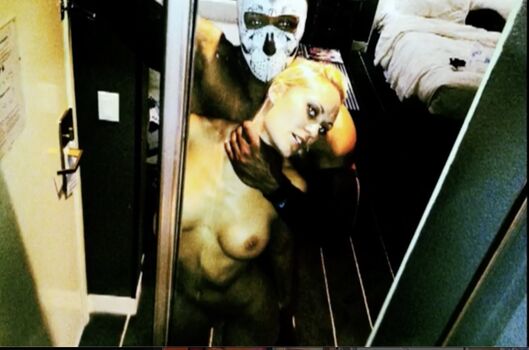 Leaked Armani black/ private photo viral onlyfans