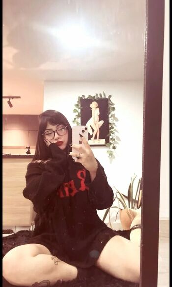 Leaked Irl models/ private photo viral onlyfans