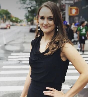 Leaked Ashlee davi/ private photo viral onlyfans