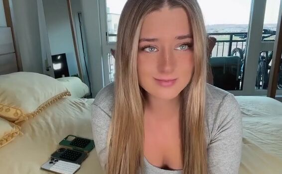 Leaked Who is this  page private photo viral onlyfans