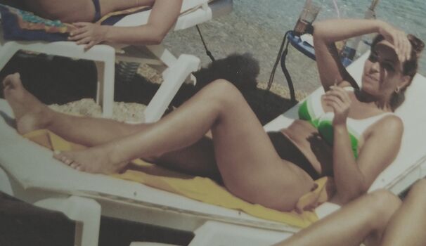 Leaked Realcarlyjane/ private photo viral onlyfans