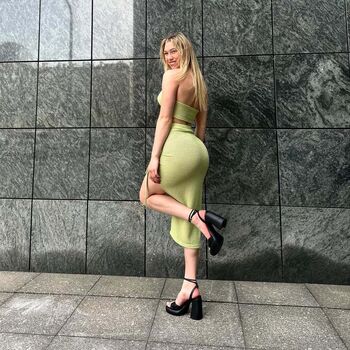 Leaked Emiru / private photo viral onlyfans