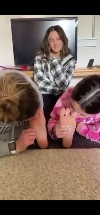 Leaked Izzybella/ private photo viral onlyfans