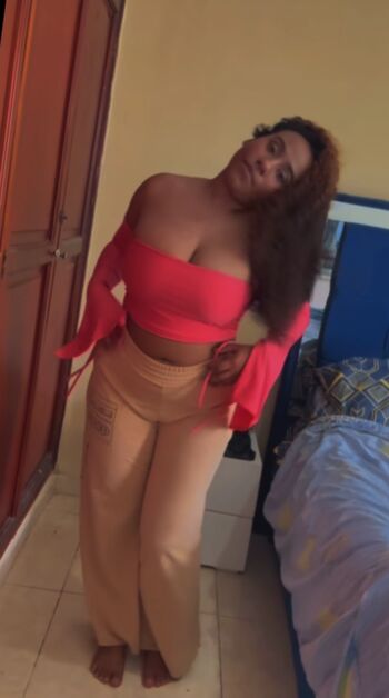 Leaked Tendulkar/ private photo viral onlyfans