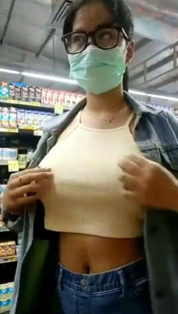 Leaked Araquinn/ private photo viral onlyfans