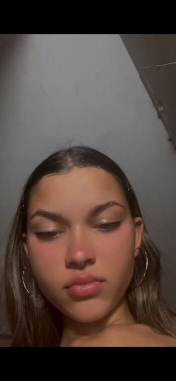 Leaked Yeule / private photo viral onlyfans