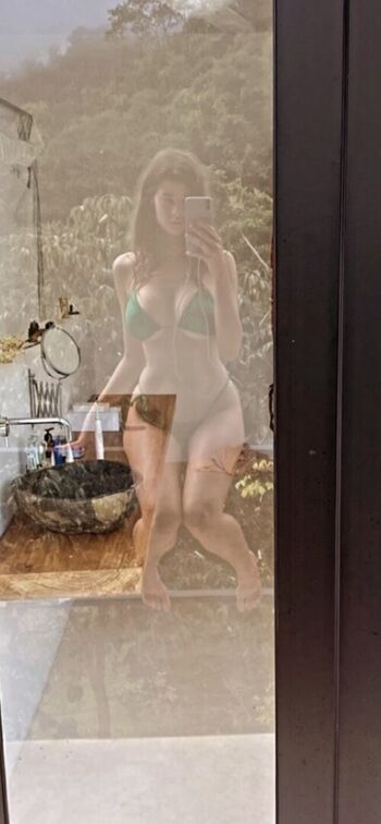 Leaked Jousney studio share/ private photo viral onlyfans