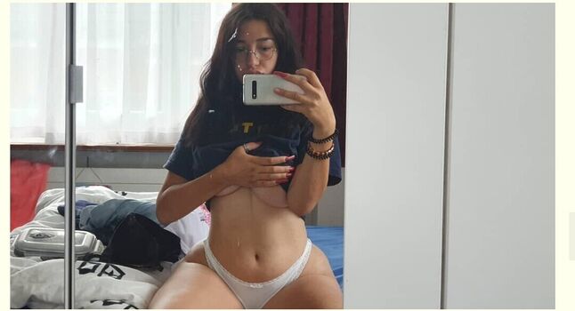 Leaked Commiekoshka/ private photo viral onlyfans
