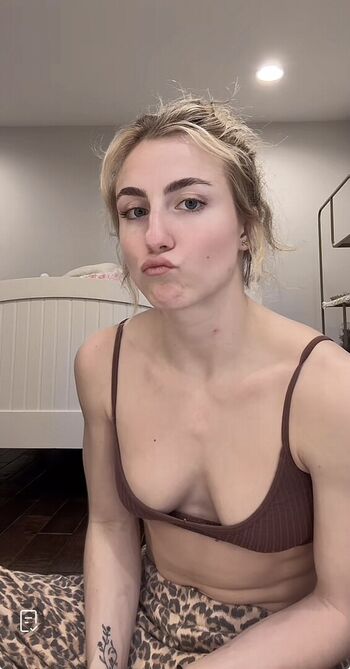 Leaked Layla scarlett/ private photo viral onlyfans