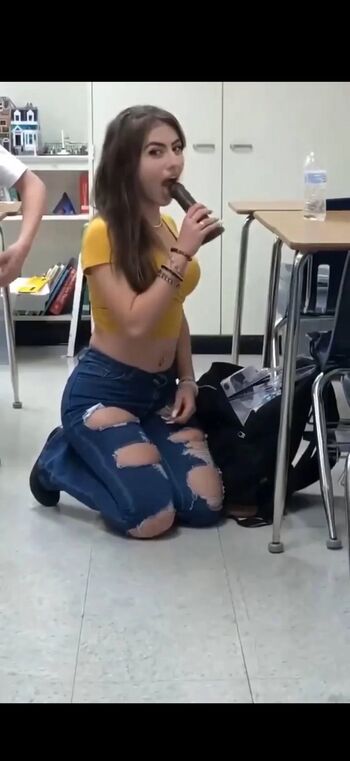 Leaked Bellarassin/ private photo viral onlyfans