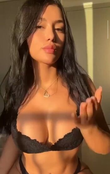 Leaked Who is this  page private photo viral onlyfans