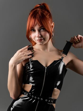 Leaked Xoxo yolandaa/ private photo viral onlyfans