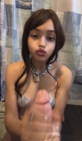 Leaked Who is this  page private photo viral onlyfans