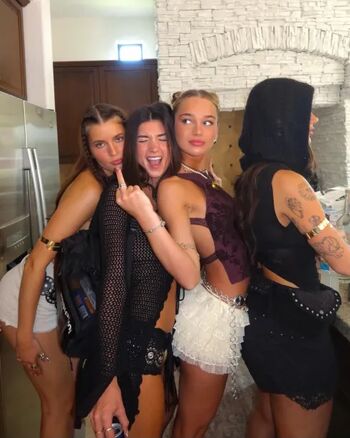 Leaked Iamslen/ private photo viral onlyfans