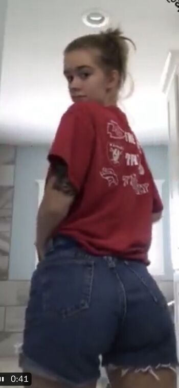 Leaked Zendaya/ private photo viral onlyfans