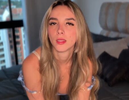 Leaked Who is this  page private photo viral onlyfans