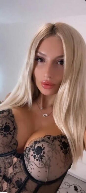 Leaked Who is this  page private photo viral onlyfans