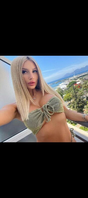Leaked Who is this  page private photo viral onlyfans