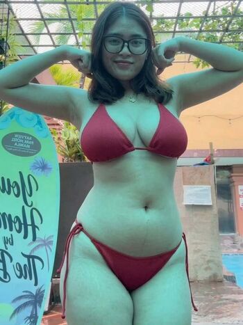 Leaked Who is this  page private photo viral onlyfans