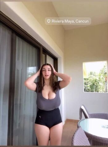 Leaked Who is this  page private photo viral onlyfans